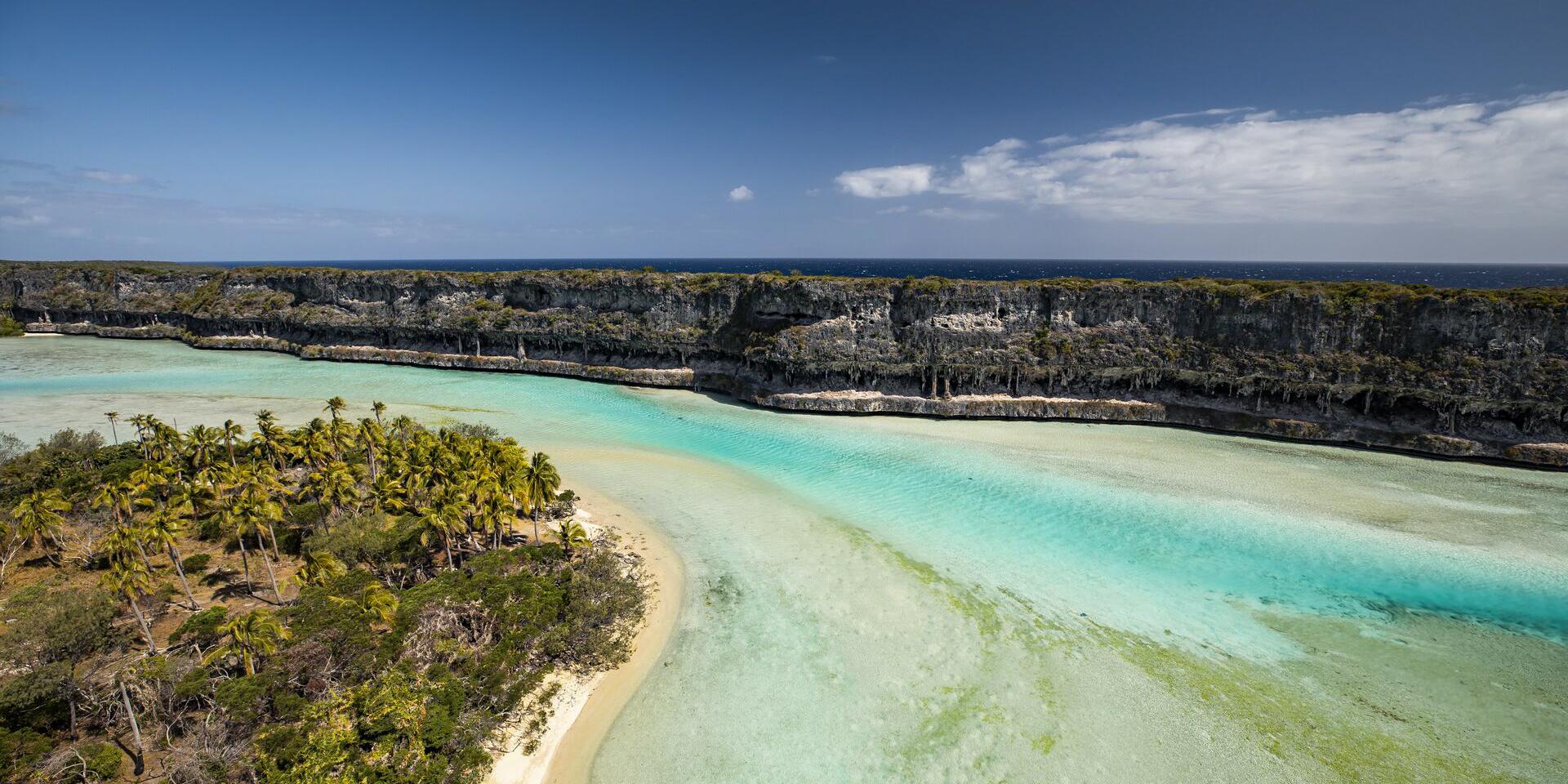 Cliffs of Lékiny, Ouvéa