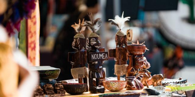 Handicraft store at the Noumea market