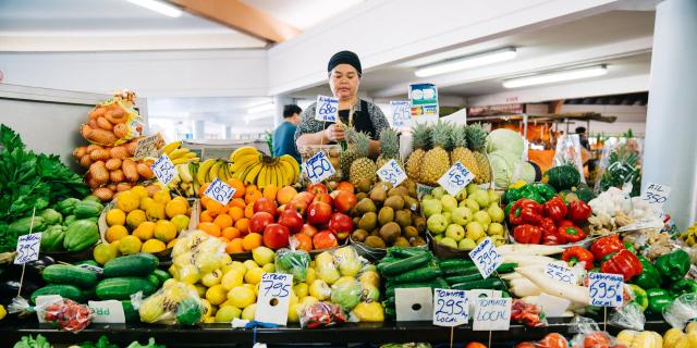 Le Marché de Nouméa à Port Moselle, en Nouvelle-Calédonie.