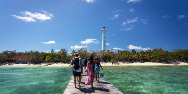 Daytrip to l'îlot Amédée and its lighthouse in Nouméa, New Caledonia.