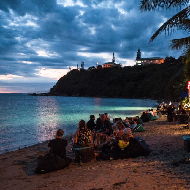 Evenings with friends at the MV Lounge on Baie des Citrons in Nouméa, New Caledonia.