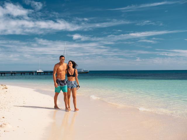Détente sur l'îlot Signal à Nouméa en Nouvelle-Calédonie.