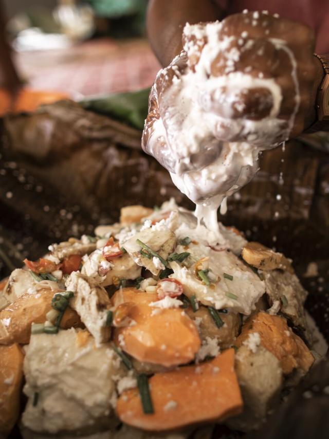 Preparing bougna, a traditional Kanak dish, in Lifou.