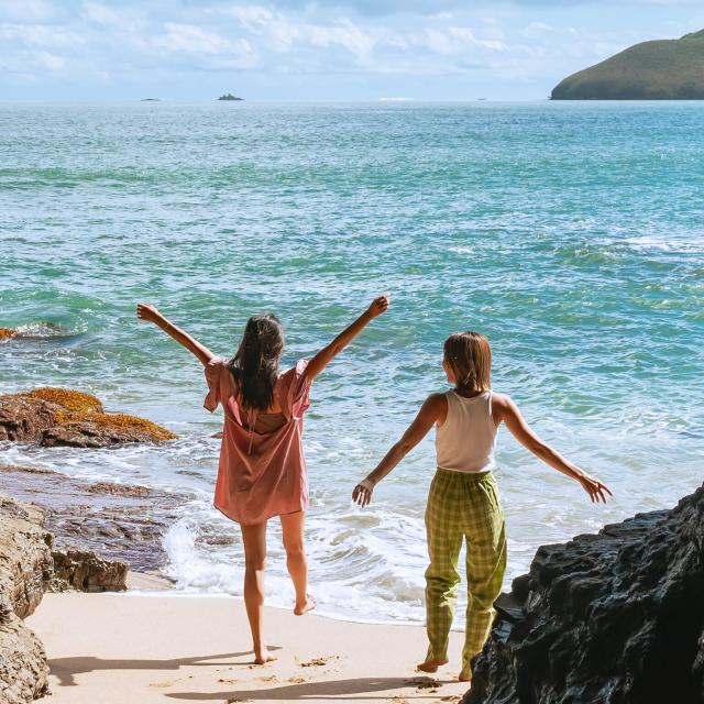 Relaxation at La Roche Percée, Bourail