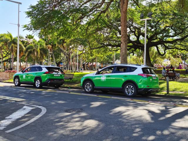 ヌメアからニューカレドニアへのタクシー