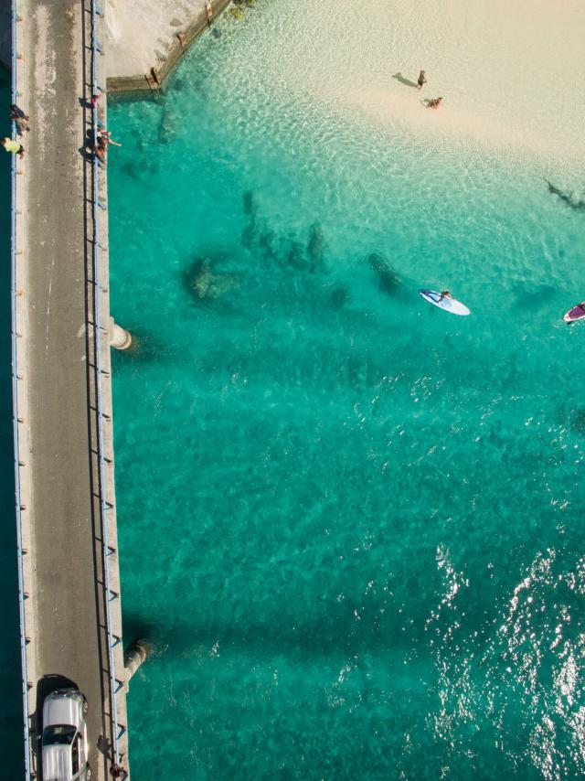 Aerial view of Mouli Bridge, Ouvéa