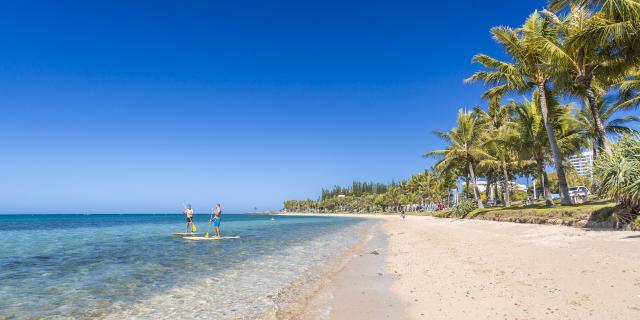 Paddle along Anse Vata beach, Nouméa