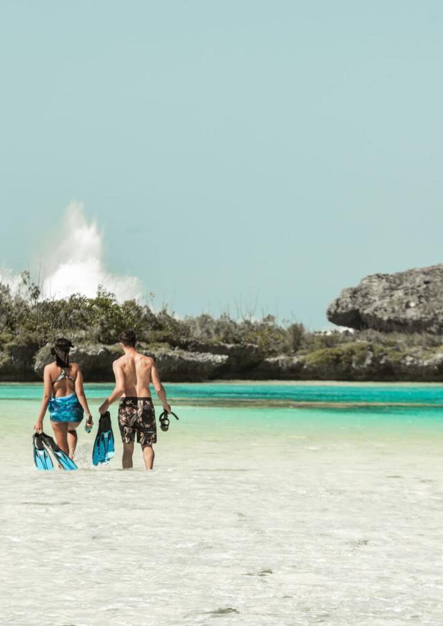 Snorkeling in the Oro natural pool on Île des Pins