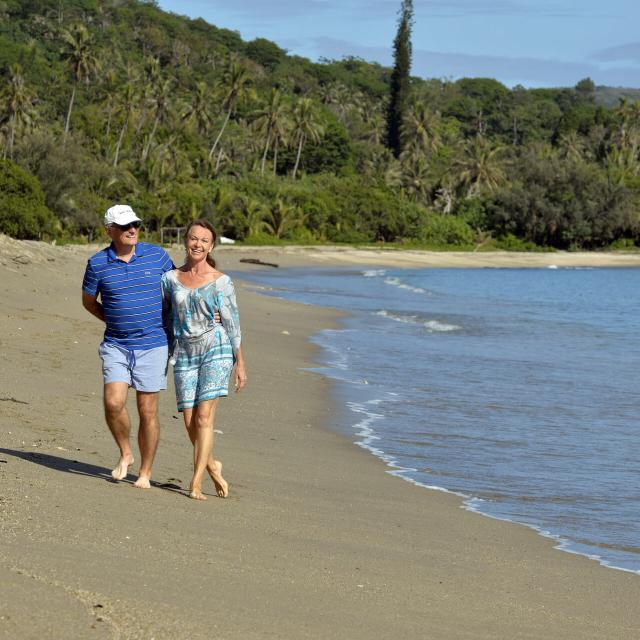 Walking on the beach in Poindimié