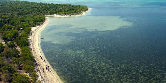 Horseback riding on Poé beach in Bourail