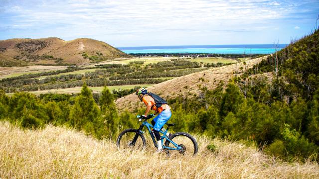 Explore the trails of Domaine de Deva by mountain bike