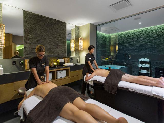 Massage in a Nouméa spa