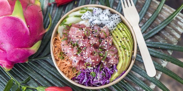 Poke bowl in a snack bar in New Caledonia
