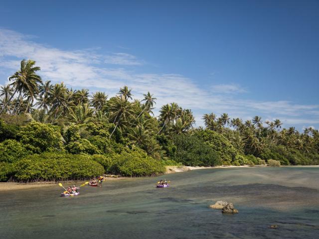 Kayaking along Hienghène beach