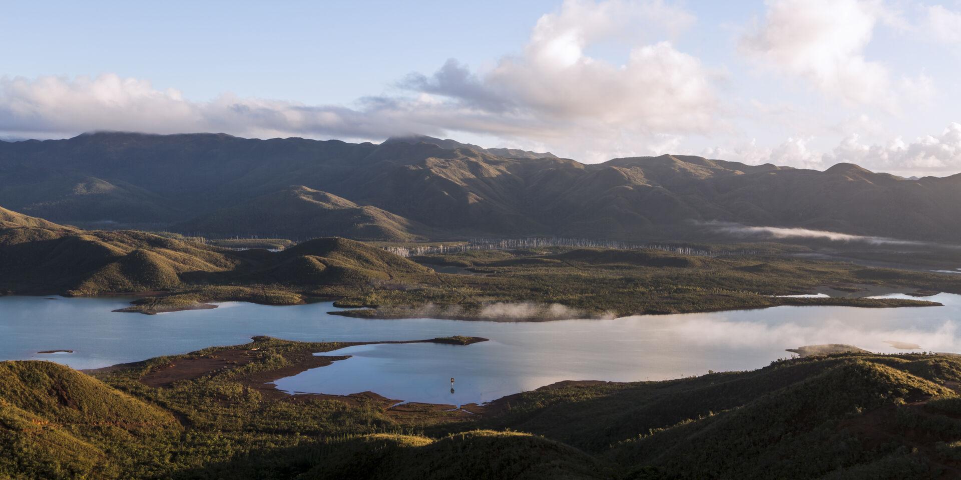 Lake of Yaté in the Great South