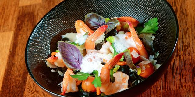 New Caledonian shrimp salad