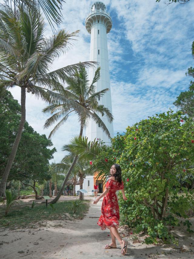 Visit the Amédée Lighthouse in Nouméa