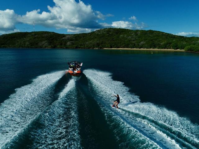 Wakeboarding in Sainte Marie Bay, Nouméa