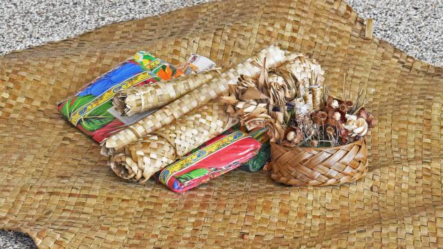 Traditional welcoming custom in Nouméa