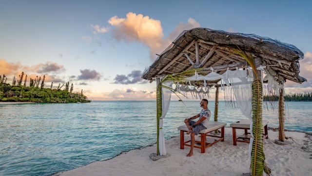 Relaxing in front of the lagoon on the Isle of Pines