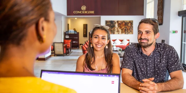 Réception hôtel Ramada à Nouméa