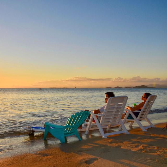 Sunset on the Ténia islet in Boulouparis