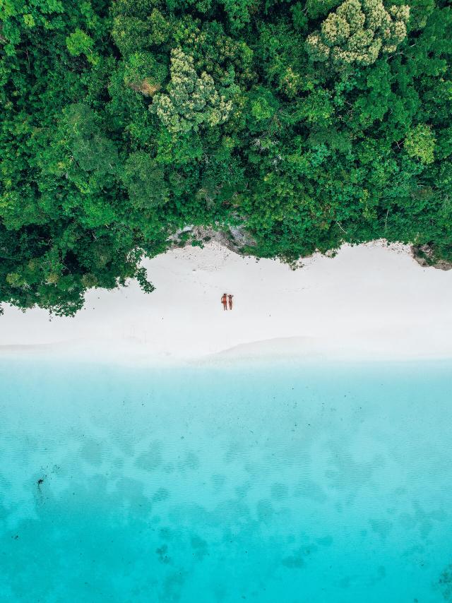 Kiki beach on Lifou island