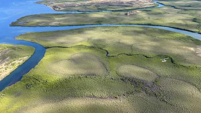 Survol Du Coeur De Voh Anaelle Chretien Steven Lequertier 2033 08 153