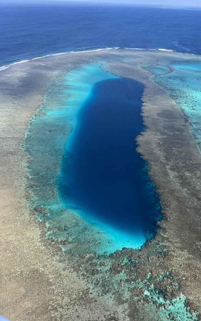 Survol Du Lagon De Kone Anaelle Chretien Steven Lequertier 2033 08 153