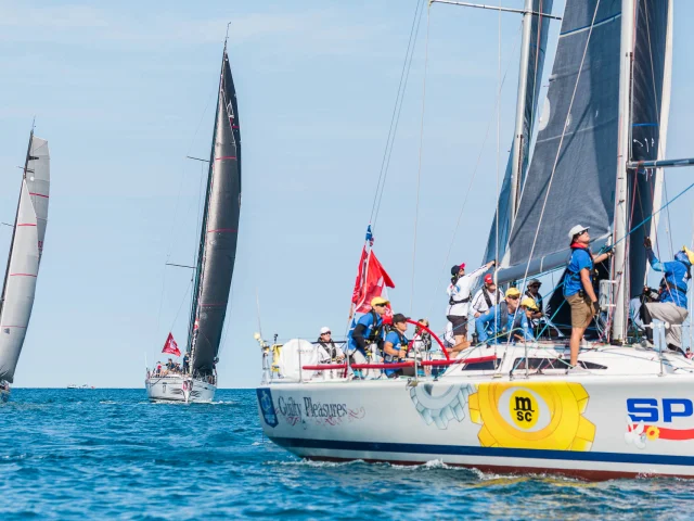 Compétition sportive de voile en Nouvelle-Calédonie