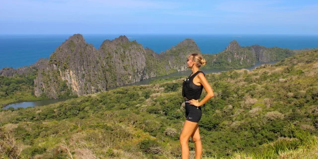 Ga Wivaek Pass Hike, Hienghène