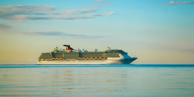 Bateau de croisière à Nouméa