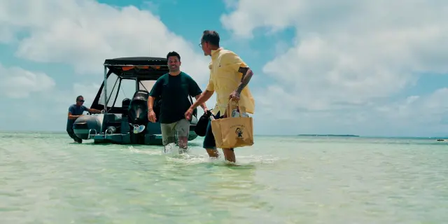 Arriving at Larégnère islet, Nouméa, New Caledonia