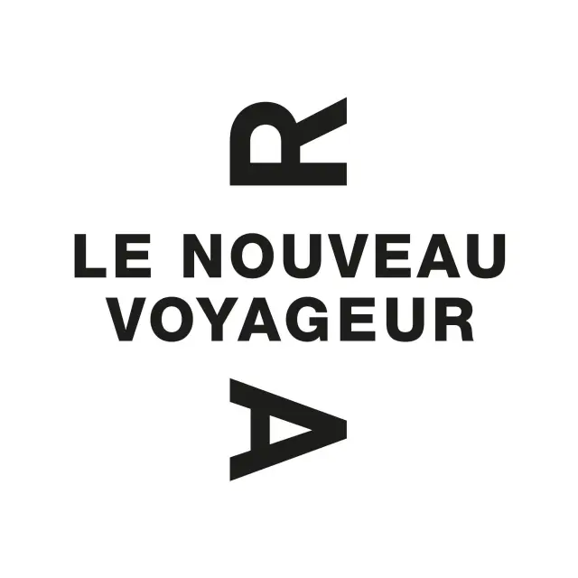 AR Magazine Logo